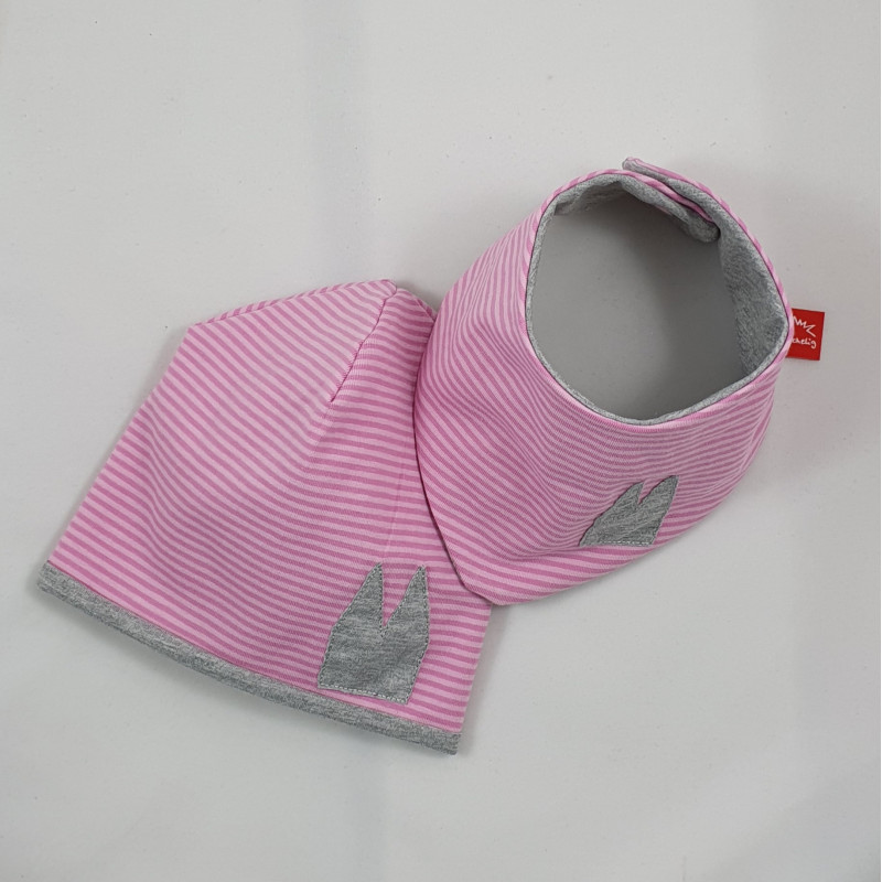 Set aus Wendebeanie und Wendehalstuch mit Kölner Dom und Wunschname Set aus Wendebeanie und Wendehalstuch mit Kölner Dom und Wunschname